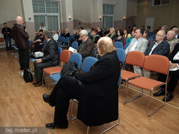 Festiwal Poezji Słowiańskiej z przystankiem w Mielcu. Swoje utwory zaprezentowali polscy i zagraniczni twórcy