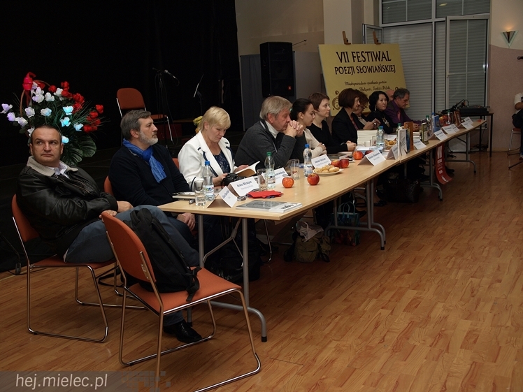 Festiwal Poezji Słowiańskiej z przystankiem w Mielcu. Swoje utwory zaprezentowali polscy i zagraniczni twórcy