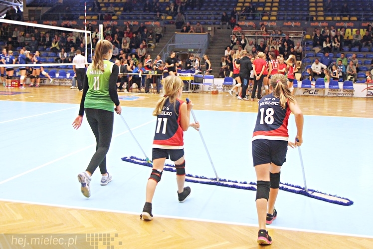 UKS Szóstka Mielec - AGH Kraków 0:3