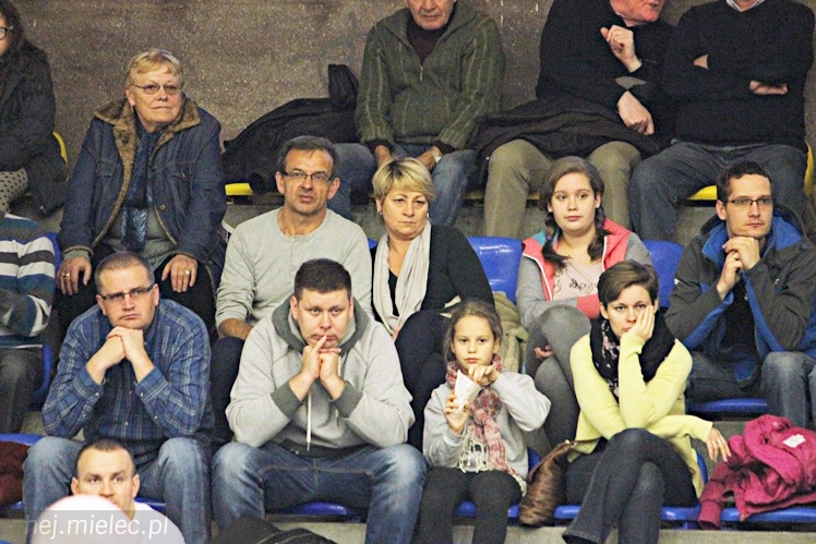 UKS Szóstka Mielec - AGH Kraków 0:3