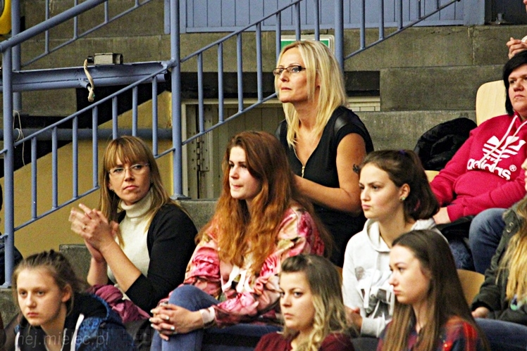 UKS Szóstka Mielec - AGH Kraków 0:3