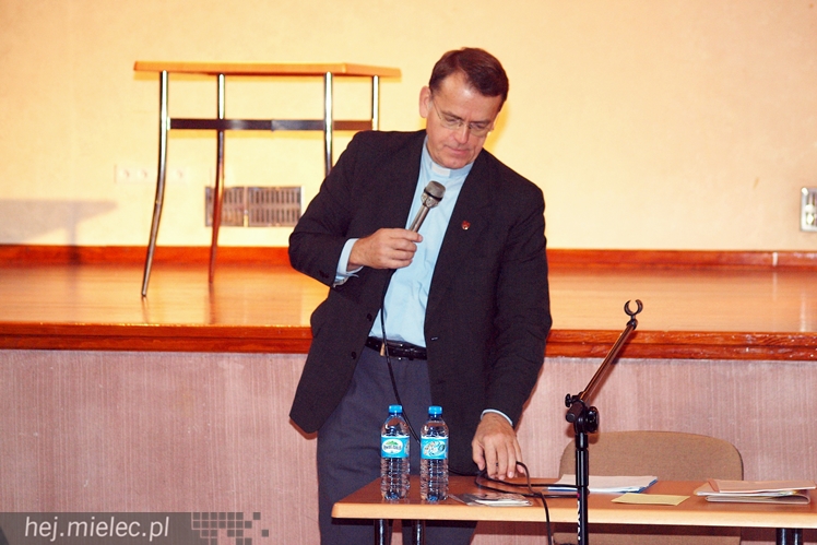 Czy genderyzm zawładnie światem? Ksiądz Oko przestrzegał mielczan