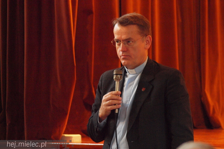 Czy genderyzm zawładnie światem? Ksiądz Oko przestrzegał mielczan