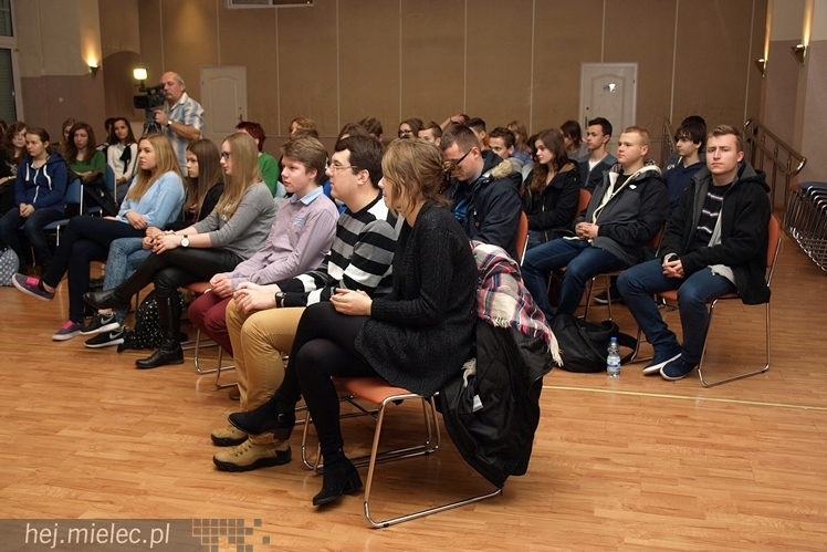 Spotkanie Jacka Kawalca z mielecką młodzieżą w ramach 