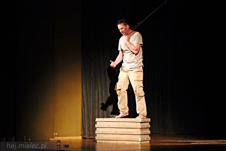 Na taki monodram mielczanie czekali! Jacek Kawalec w popisowym występie na deskach SCK