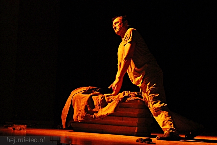 Na taki monodram mielczanie czekali! Jacek Kawalec w popisowym występie na deskach SCK