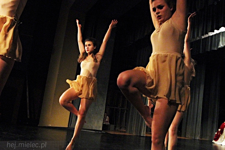 VIII Ogólnopolski Festiwal Tańca Współczesnego - ?Kontrasty?