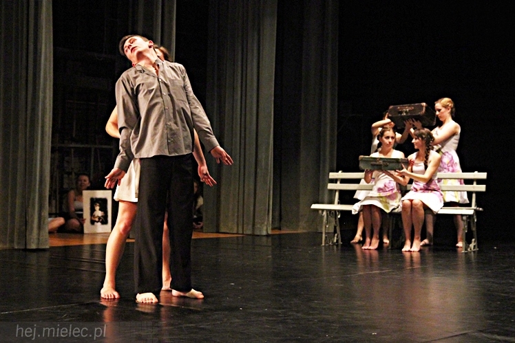 VIII Ogólnopolski Festiwal Tańca Współczesnego - ?Kontrasty?