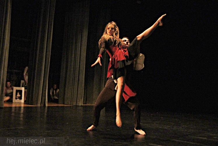 VIII Ogólnopolski Festiwal Tańca Współczesnego - ?Kontrasty?