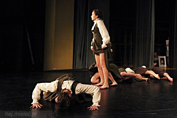 VIII Ogólnopolski Festiwal Tańca Współczesnego - ?Kontrasty?