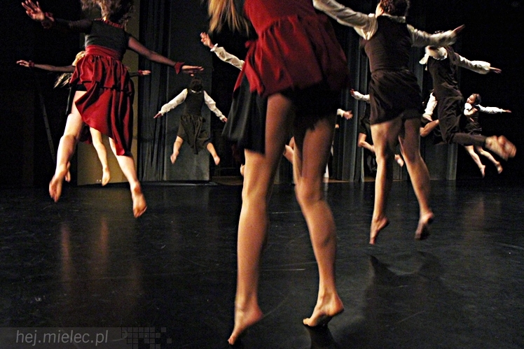 VIII Ogólnopolski Festiwal Tańca Współczesnego - ?Kontrasty?
