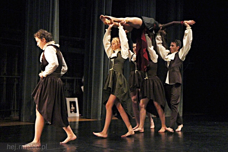 VIII Ogólnopolski Festiwal Tańca Współczesnego - ?Kontrasty?