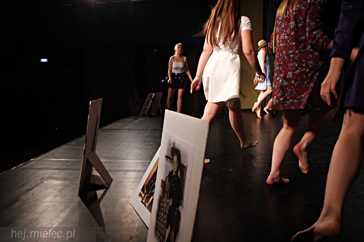 VIII Ogólnopolski Festiwal Tańca Współczesnego - ?Kontrasty?