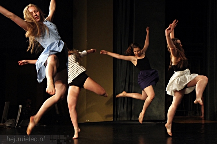 VIII Ogólnopolski Festiwal Tańca Współczesnego - ?Kontrasty?