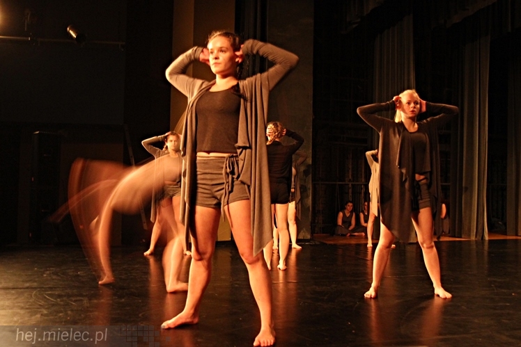 VIII Ogólnopolski Festiwal Tańca Współczesnego - ?Kontrasty?