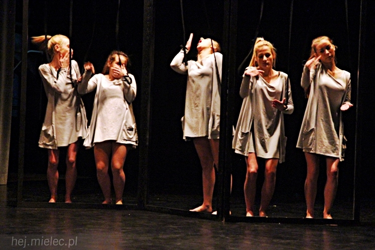 VIII Ogólnopolski Festiwal Tańca Współczesnego - ?Kontrasty?