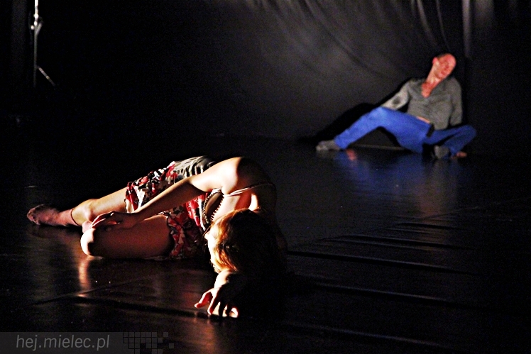 VIII Ogólnopolski Festiwal Tańca Współczesnego - Natalia Madejczyk i Michał Łabuś w spektaklu ?Uwikłani?