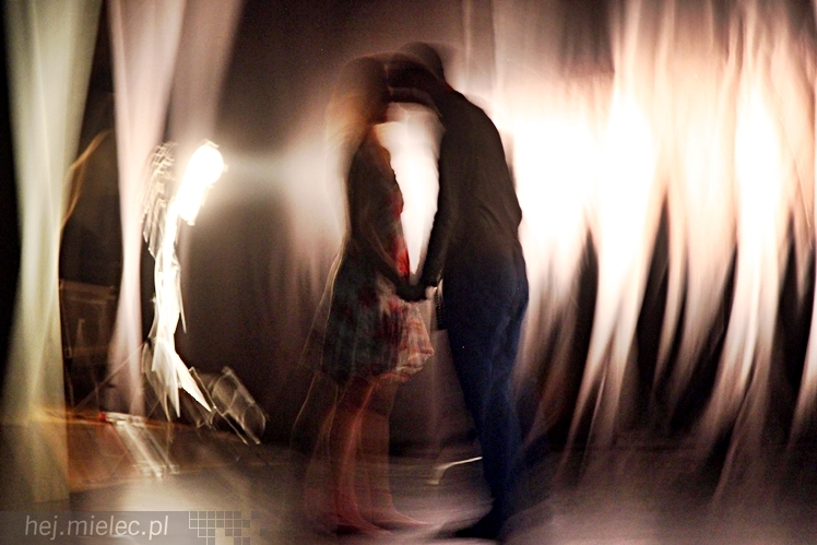 VIII Ogólnopolski Festiwal Tańca Współczesnego - Natalia Madejczyk i Michał Łabuś w spektaklu ?Uwikłani?