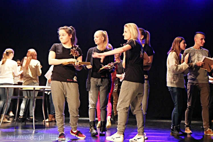 VIII Ogólnopolski Festiwal Tańca Współczesnego - ?Kontrasty? - wręczenie nagród