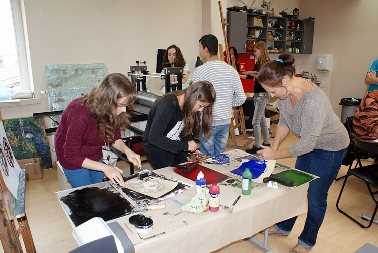 Dwa miesiące ?Wariacji kulturalnych?: ponad 1200 uczestników, 20 wykładowców i 12 działań