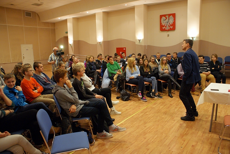 Dwa miesiące ?Wariacji kulturalnych?: ponad 1200 uczestników, 20 wykładowców i 12 działań