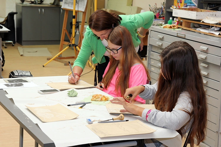 Dwa miesiące ?Wariacji kulturalnych?: ponad 1200 uczestników, 20 wykładowców i 12 działań