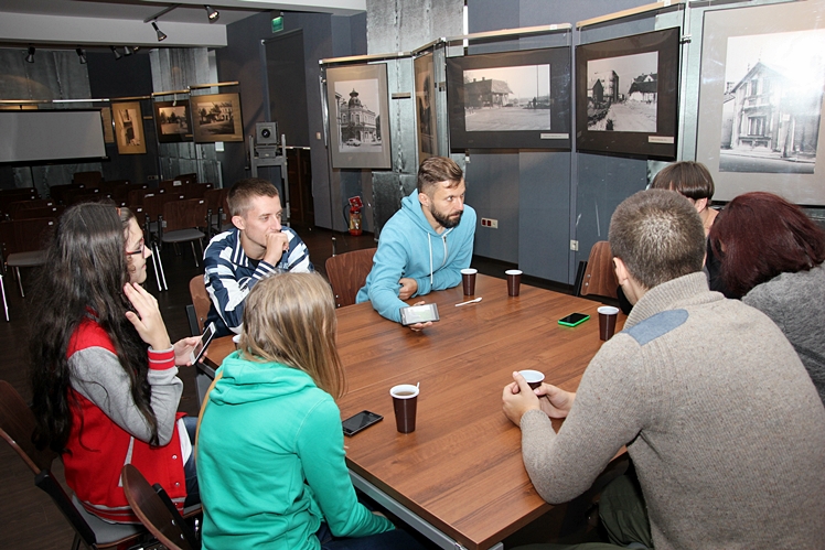 Dwa miesiące ?Wariacji kulturalnych?: ponad 1200 uczestników, 20 wykładowców i 12 działań