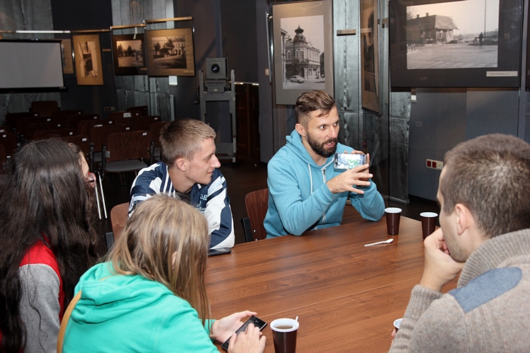 Dwa miesiące ?Wariacji kulturalnych?: ponad 1200 uczestników, 20 wykładowców i 12 działań