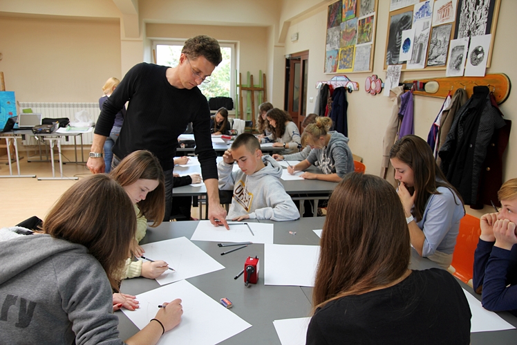 Dwa miesiące ?Wariacji kulturalnych?: ponad 1200 uczestników, 20 wykładowców i 12 działań