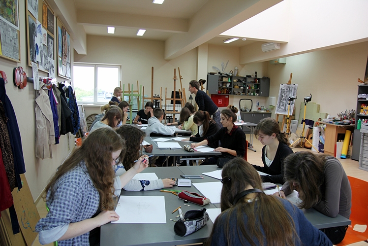 Dwa miesiące ?Wariacji kulturalnych?: ponad 1200 uczestników, 20 wykładowców i 12 działań