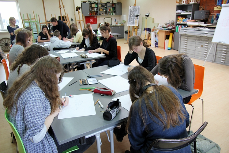 Dwa miesiące ?Wariacji kulturalnych?: ponad 1200 uczestników, 20 wykładowców i 12 działań