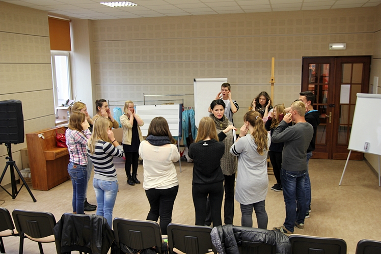 Dwa miesiące ?Wariacji kulturalnych?: ponad 1200 uczestników, 20 wykładowców i 12 działań