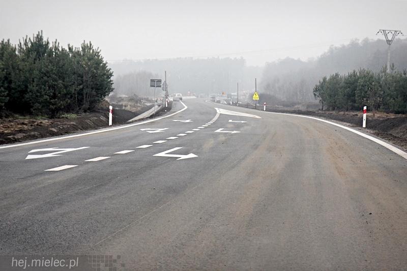 Zbliża się termin budowy ?rzochowskiego? etapu obwodnicy. Droga praktycznie gotowa