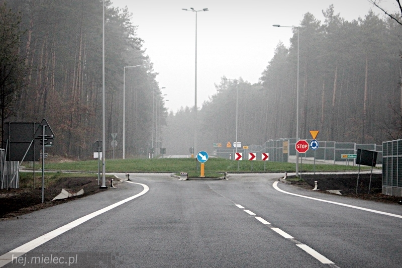 Zbliża się termin budowy ?rzochowskiego? etapu obwodnicy. Droga praktycznie gotowa