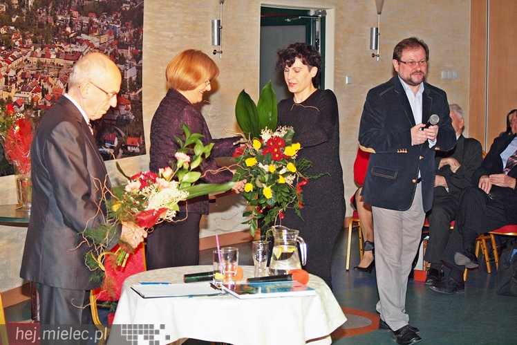 Jest czwarty tom Encyklopedii Mielca