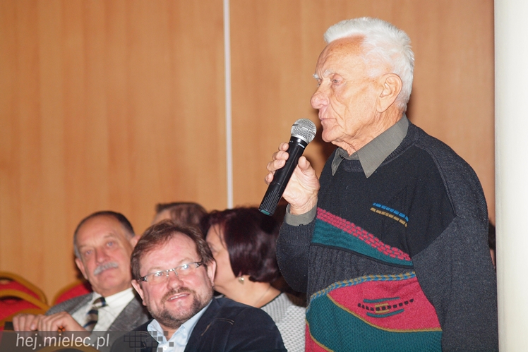 Jest czwarty tom Encyklopedii Mielca