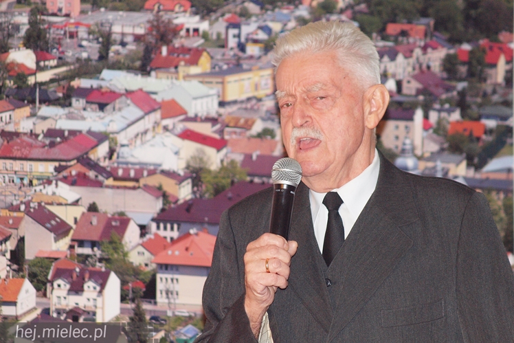 Jest czwarty tom Encyklopedii Mielca