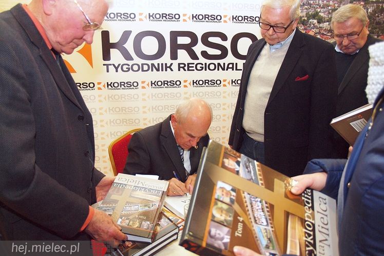 Jest czwarty tom Encyklopedii Mielca