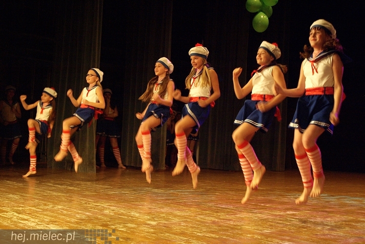 XIII Przegląd Zespołów Tanecznych ?Pasikonik 2014?