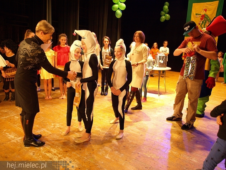 XIII Przegląd Zespołów Tanecznych ?Pasikonik 2014?