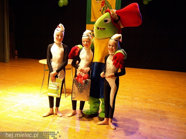 XIII Przegląd Zespołów Tanecznych ?Pasikonik 2014?