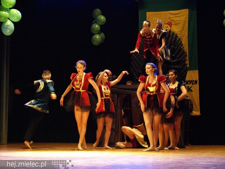 XIII Przegląd Zespołów Tanecznych ?Pasikonik 2014?