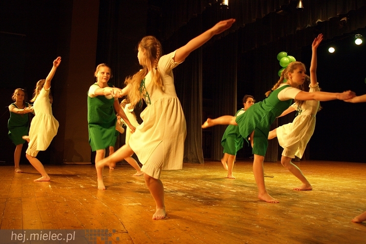 XIII Przegląd Zespołów Tanecznych ?Pasikonik 2014?