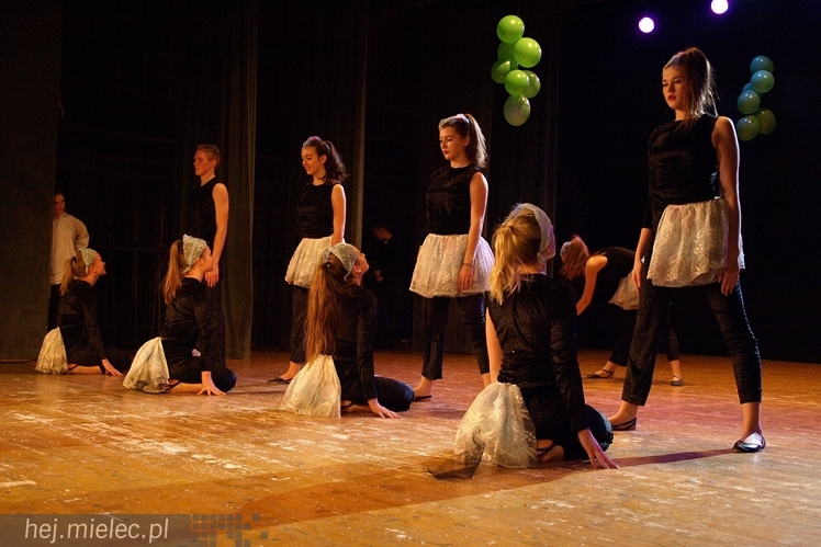 XIII Przegląd Zespołów Tanecznych ?Pasikonik 2014?