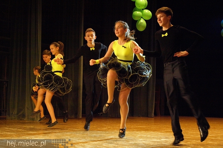 XIII Przegląd Zespołów Tanecznych ?Pasikonik 2014?