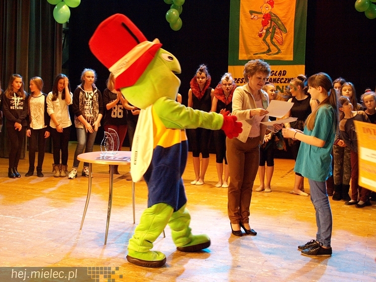 XIII Przegląd Zespołów Tanecznych ?Pasikonik 2014?