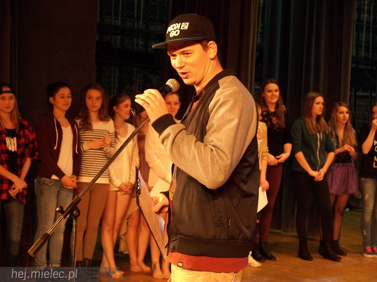 XIII Przegląd Zespołów Tanecznych ?Pasikonik 2014?