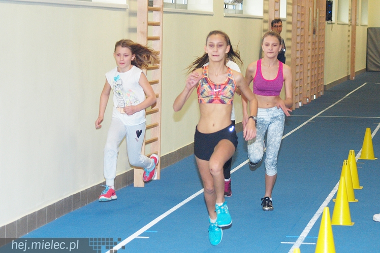 Halowy sezon lekkoatletyczny rozpoczęty