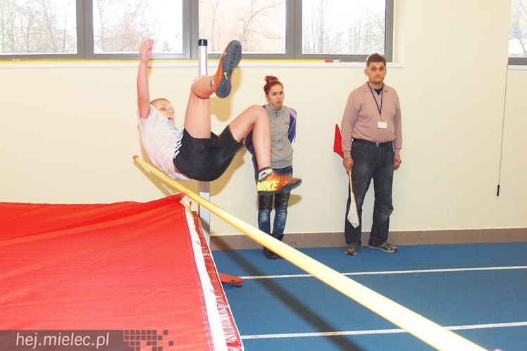 Halowy sezon lekkoatletyczny rozpoczęty