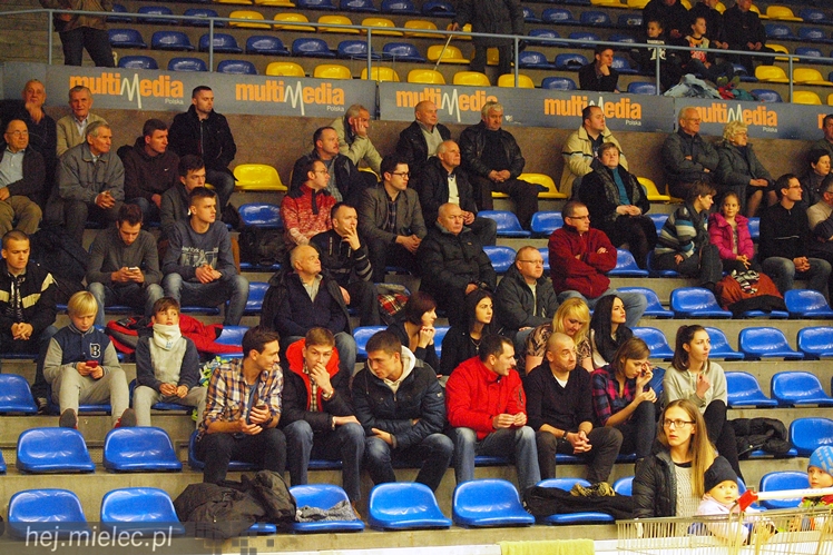 Siatrkarki Szóstki mierzyły się z liderem 2 ligi